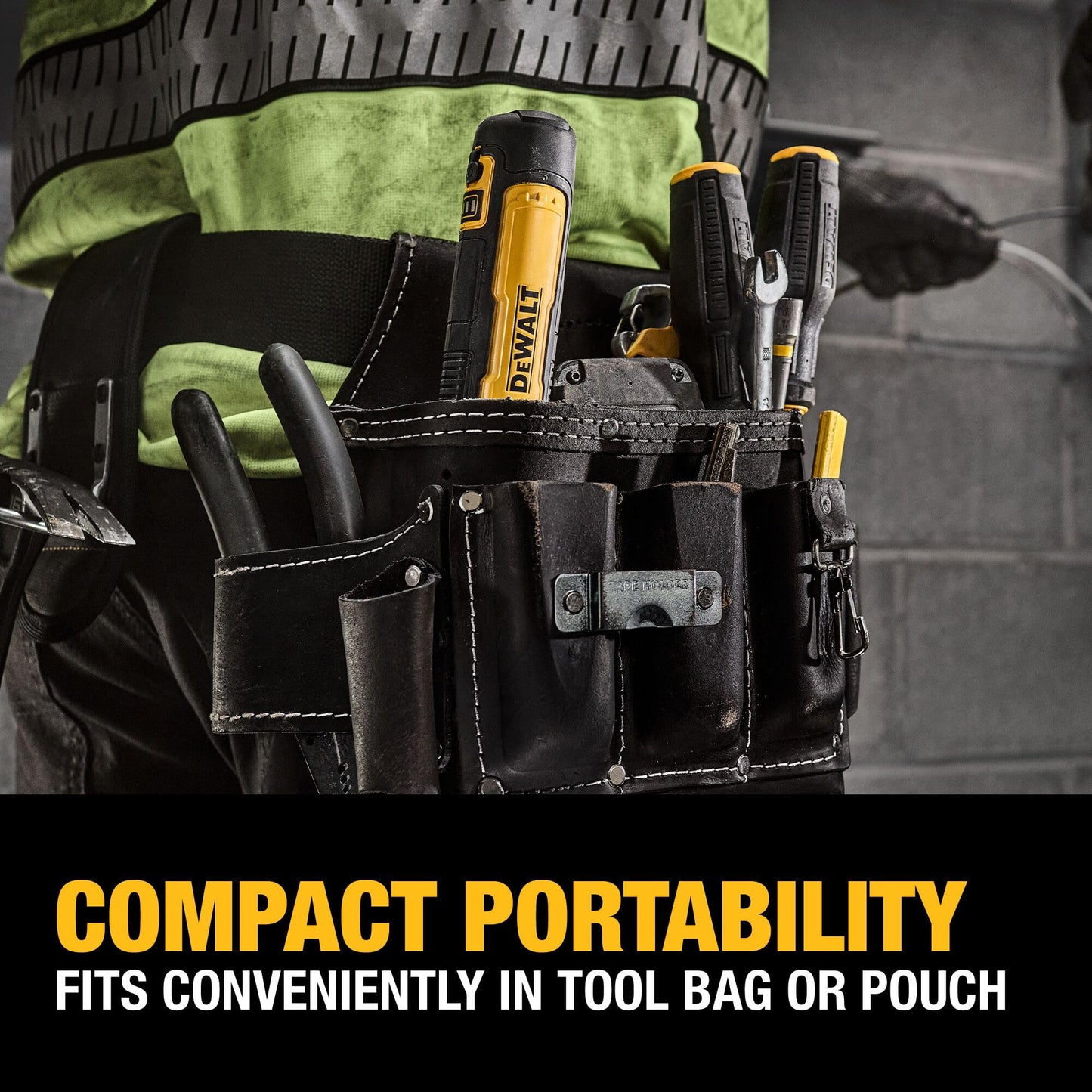 DEWALT Cordless Screwdriver USB Rechargeable with FLEXDRIVE Control and Screwdriver Bit Set, Electric Screwdriver Cordless with LED Light (DWHT66719)