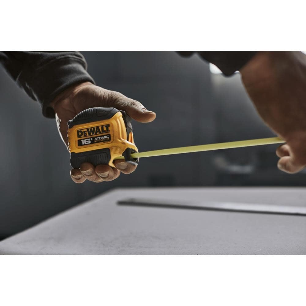 Stanley Dewalt DWHT38116S Atomic 16' Tape Measure